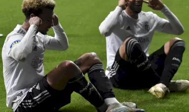 Beşiktaş kazanmaya devam ediyor! Aboubakar 2 yıl sonra Vodafone parkta forma giydi!