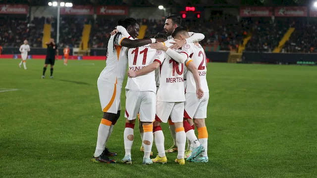Galatasaray Ziraat Türkiye Kupasında çeyrek finalde.