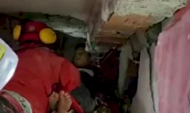 Alperen 19 saat sonra AKUT tarafından kurtarıldı