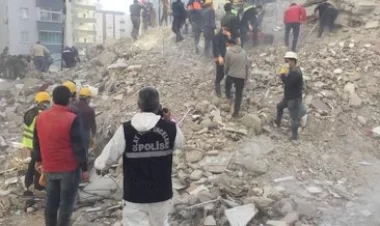 Asrın Felaketinde büyük yara alan Adanada arama kurtarma çalışmaları sona erdi