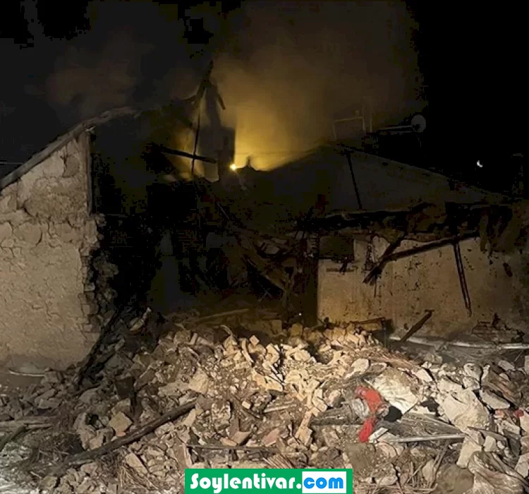 Gaziantepte depremden kurtulan 7 depremzede Konyada çatısı çöken evin altında kaldılar