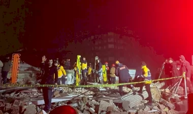 Kahramanmaraşta 7.4 büyüklüğünde deprem! Kahramanmaraş ve Gaziantepte deprem