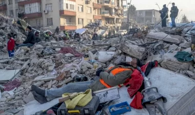 Kıvanç Tatlıtuğ ve ünlü isimlerin yardımları ne kadar? Ünlülerin deprem yardımları