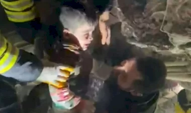 Malatyada 22 saat sonra Miran bebek enkazdan çıkarıldı