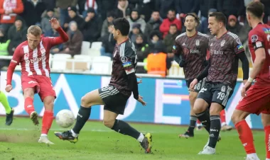 Sivasspordan Beşiktaşa ağır darbe! Beşiktaş taraftarından Yönetim istifa sesleri