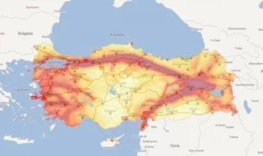 Türkiyenin MTA Canlı Fay Haritası güncellendi! 45 ilde 5.5 ve üzeri deprem üretebilecek 485 aktif fay var!