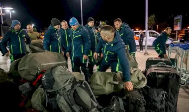 Türkiyeye gelen arama kurtarma ekipleri. Birçok Ülke yardım ekipleri gönderdi! Hangi Ülkeler geldi?