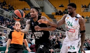 Anadolu Efes haftayı galiyetle kapattı! Panathinaikos - Anadolu Efes maç sonucu