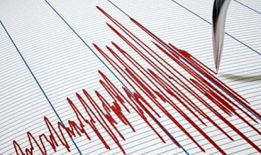 Azerbaycan'da 5.7 büyüklüğünde korkutan deprem!